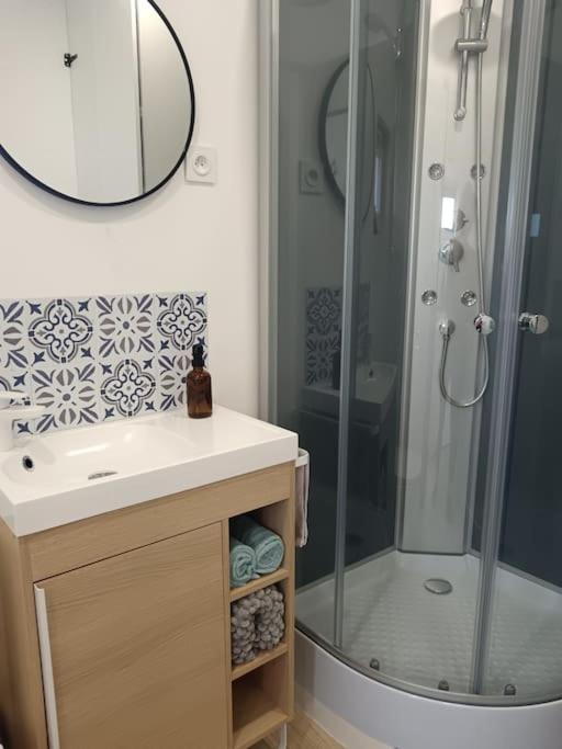 Chalet Cosy Avec Option Jacuzzi Saint-Genes-de-Fronsac Екстер'єр фото